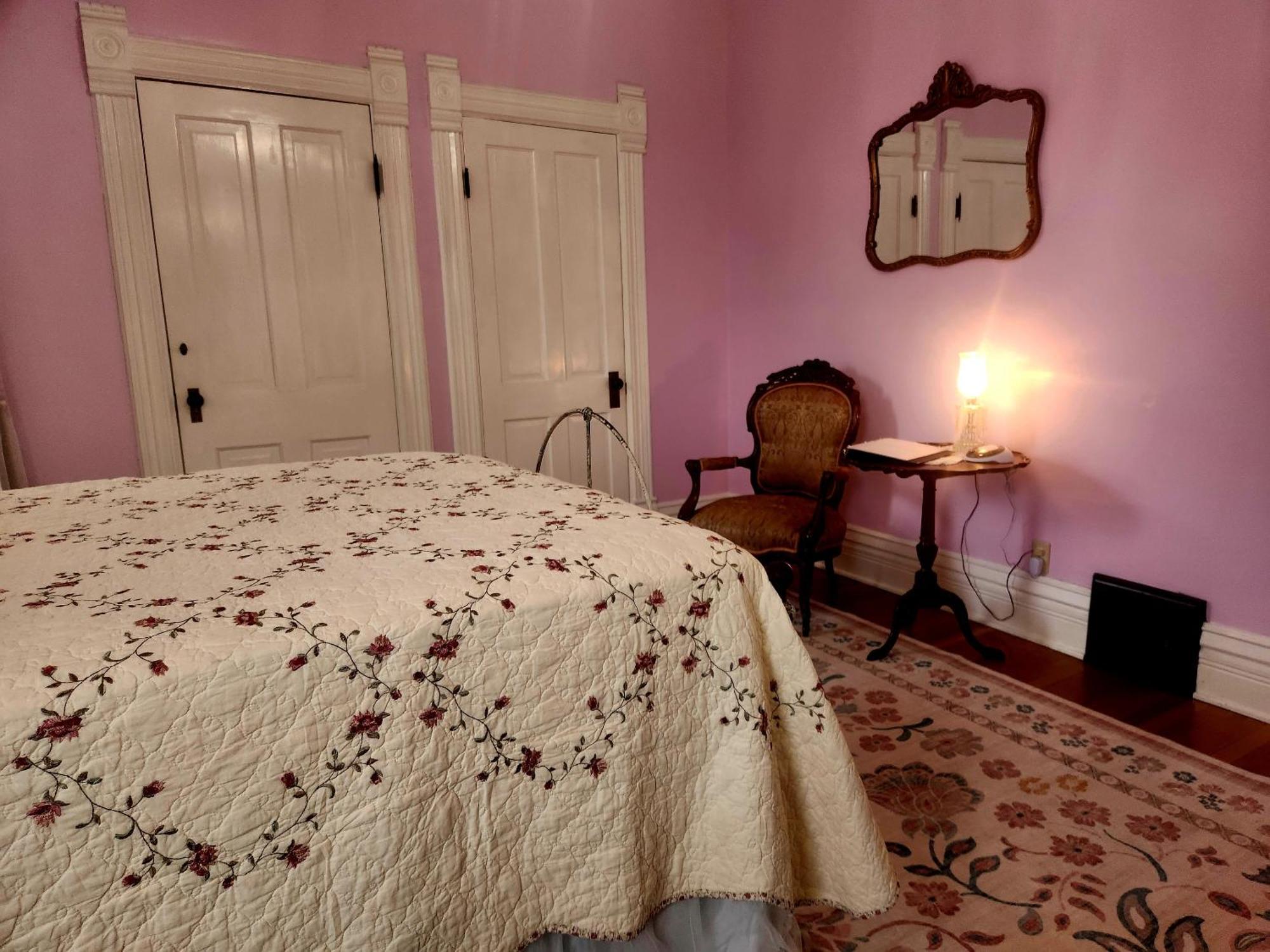 Downen House Bed & Breakfast Pueblo Habitación foto