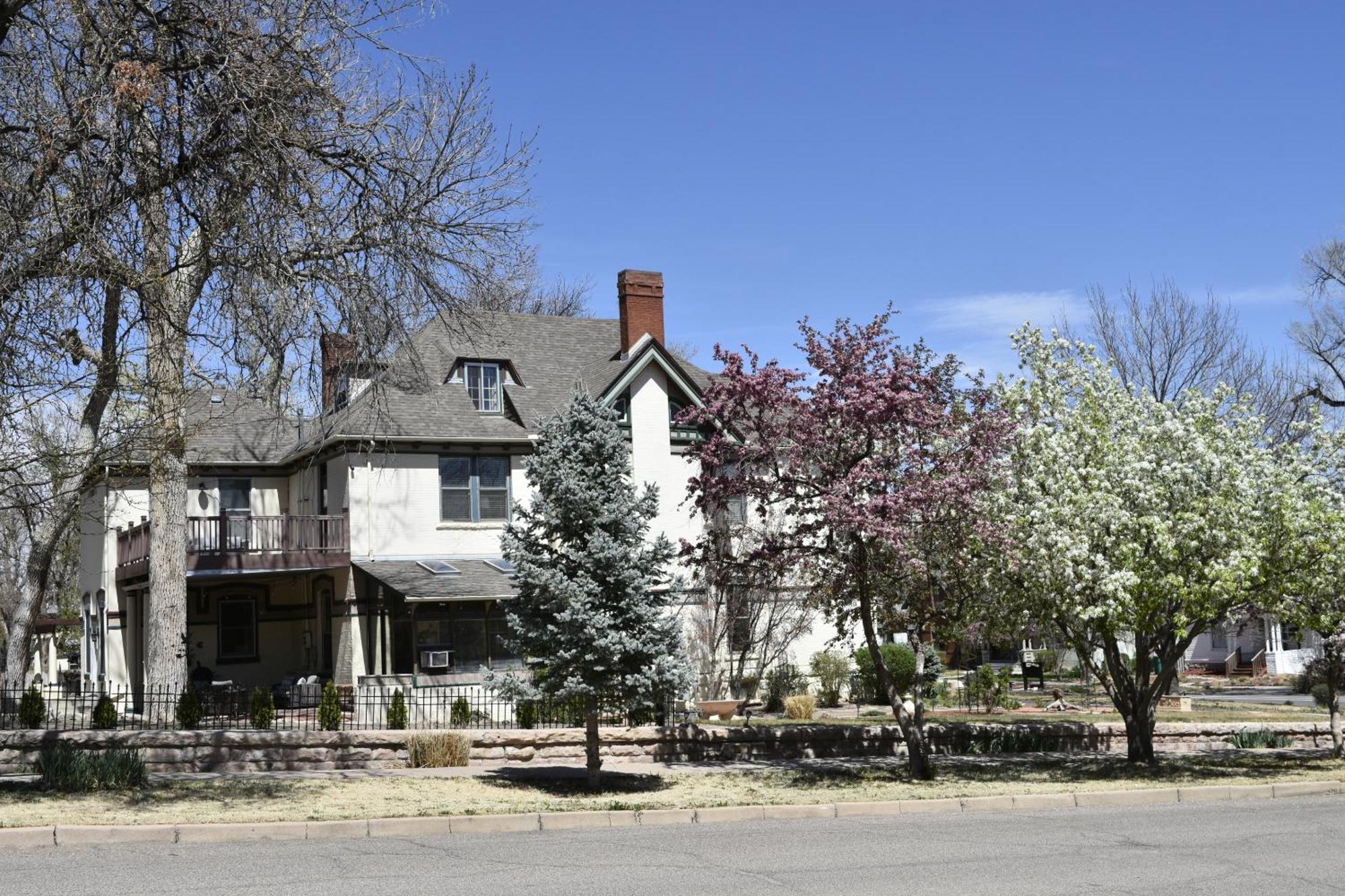 Downen House Bed & Breakfast Pueblo Exterior foto